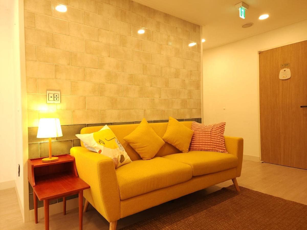 Oyo Myeongdong 5 Lodge Сеул Экстерьер фото