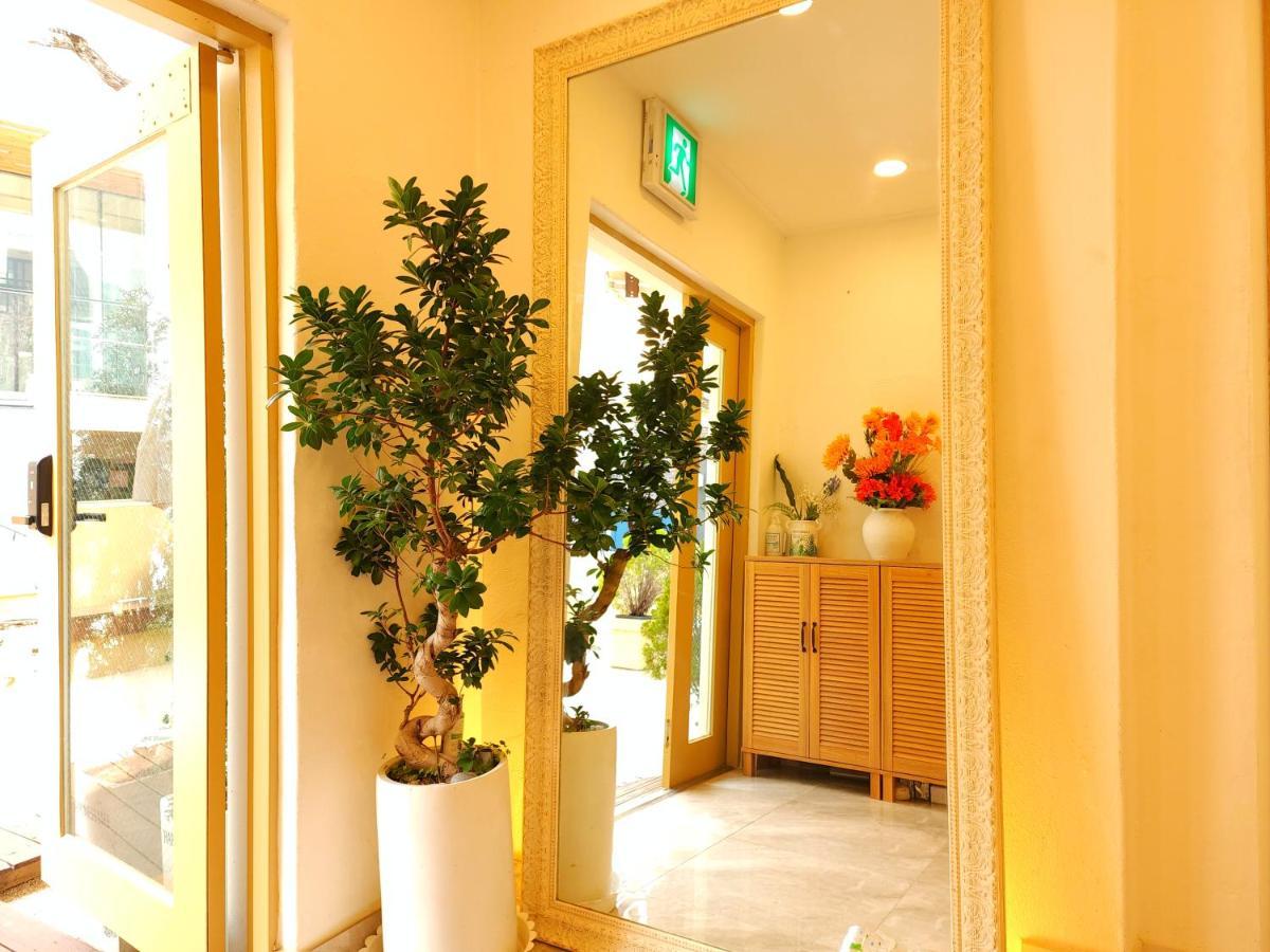 Oyo Myeongdong 5 Lodge Сеул Экстерьер фото